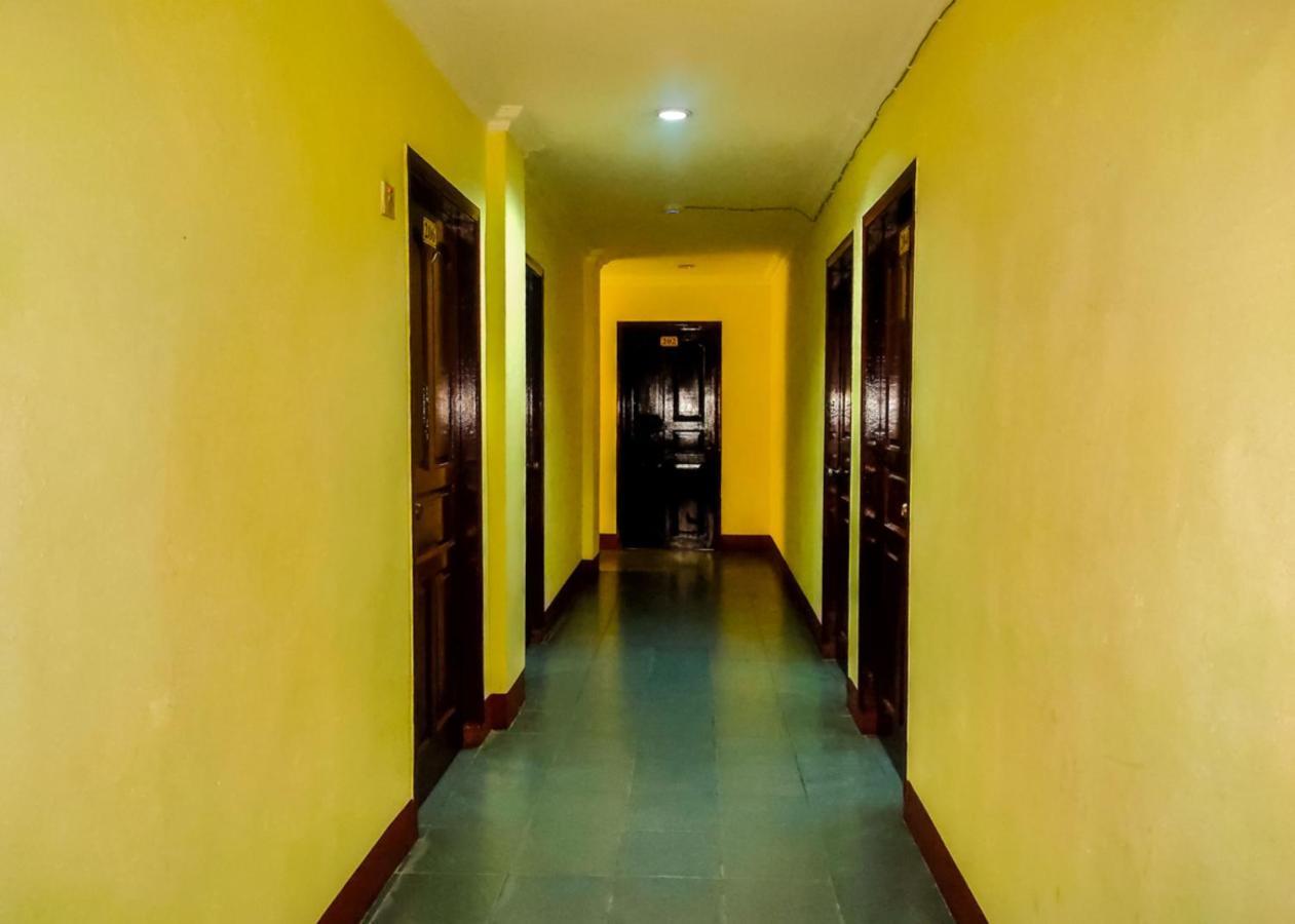 Oyo 3372 Hotel Pelita Terang ナゴヤ エクステリア 写真