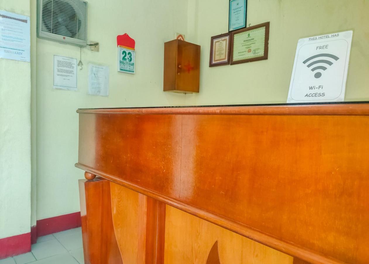 Oyo 3372 Hotel Pelita Terang ナゴヤ エクステリア 写真